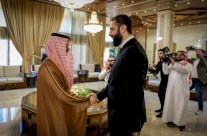 السعودية: نسعى لإعادة سوريا لمحيطها العربي 