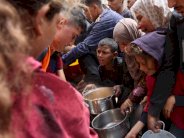 نجوم بريطانيا ومشاهيرها: أوقفوا بيع الأسلحة لإسرائيل