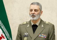 خامنئي يعيّن عبد الرحيم موسوي رئيسًا للأركان