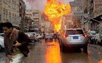 احتمالات مقتل وزير دفاع ورئيس أركان