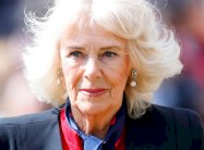 هذا ما كانت فعلته الملكة 