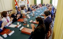 تعديل وزاري واسع على حكومة ستارمر