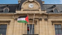 86 مدينة فرنسية ترفع العلم الفلسطيني 