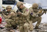 قوات بريطانية لمراقبة اتفاق السلام في غزة