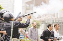 حملات السيسي تتوحد... وإسلامي يترشح للرئاسة