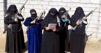 «نساء داعش»..عنف المرأة ضد المرأة