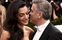 كلوني: تربطني صداقة حميمة مع أوباما 