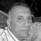 العبادي عالق بين قوى متناقضة