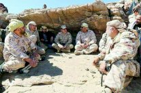 الرئيس اليمني يؤكد اقتراب النصر والجيش يحبط هجوما للمتمردين