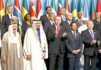 خادم الحرمين مع وقفة جادة لحفظ أمن العالم الإسلامي وسلامته