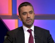 عمر غباش لـ «سي إن إن»: لا تراجع عن مطلب إغلاق قناة الجزيرة