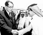 العمير: الجماعات الإسلامية المتطرفة تريد اختطاف الانترنت