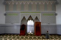 مسلمو ألمانيا يفتحون مساجدهم للديانات الأخرى