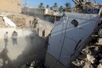 انتحاري يقتل تسعة زوار شيعة على الاقل في بغداد 