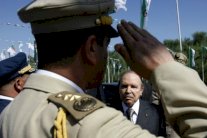 الجزائر: حصان الرئاسة الأسود ما زال غامضًا