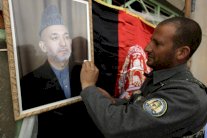 كرزاي يعد بأن يبقى حياديًا خلال الانتخابات الرئاسية