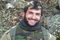 مقاتل من حزب الله يصور وصيته قبل مقتله في سوريا (فيديو)