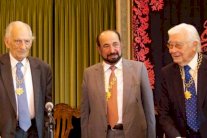 أكاديمية لشبونة للعلوم تكرم حاكم الشارقة وتمنحه عضويتها