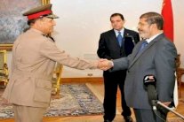 بدء عملية التصفية السياسية للفريق سامي عنان