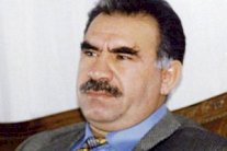 أوجلان يدعو إلى مفاوضات مع تركيا تؤدي إلى