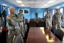 ضباط اميركيون تركوا مركز مراقبة السلاح النووي مفتوحا 