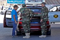 شبح الحرب الاهلية يخيم على ليبيا بعد سنتين على سقوط القذافي 