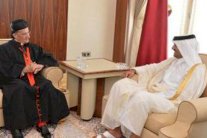 أمير قطر يكرّم لبنان ببناء كنيسة مارونية في الدوحة