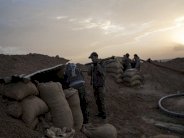 مقاتلون أكراد يسيطرون على معبر حدودي مع العراق