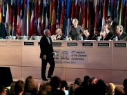 ظريف: المفاوضات حول النووي الايراني صعبة جدًا