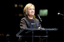 استطلاع للرأي حول الرئاسة الاميركية يظهر تقدم هيلاري كلينتون