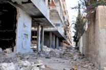 الاف السوريين يفرون من اعمال العنف في القلمون الى لبنان