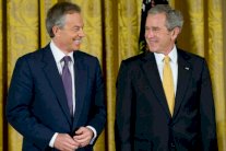 بريطانيا ترفض كشف اتصالات بلير وبوش قبل حرب العراق