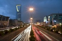 ثلاثة عسكريين اريتريين هبطت طائرتهم في السعودية طلبوا اللجوء 