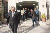 معتصمو (الرأي) الأردنية رفضوا رئيس مجلس الإدارة الجديد