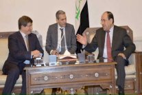 خلاف عراقي تركي حول الحل السوري واتفاق لانتقال سلمي للسلطة