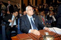 مصر تسجل نقاطاً على قطر والأفريقي يريد شراكة الرابحين