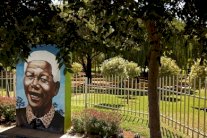 مانديلا لا يزال في حالة 