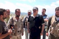 سليم ادريس: لن أجلس إلى جانب رفعت الأسد