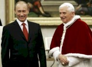 بوتين والبابا يدعمان التوصل الى حل تفاوضي للازمة السورية