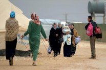 الأمم المتحدة: أطفال سوريا اللاجئون يعملون ولا يتعلمون ويتوقون للقتال