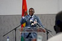 محتال يفتح صفحة على فايسبوك باسم رئيس الوزراء في بوركينا فاسو