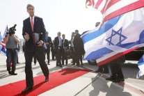 كيري للفلسطينيين والإسرائيليين: كونوا مانديلا 