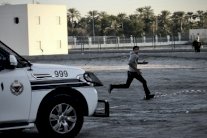 اشتباكات بين الشرطة ومحتجين قبل انعقاد منتدى 