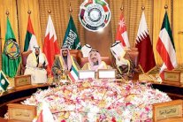 قمة الكويت: 