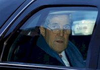 كيري يعلن ان المساعدة الى الجيش السوري الحر قد تستأنف 