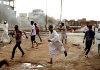 احكام بالسجن بحق متظاهرين في السودان