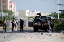 اليمنيون يتلقون بصدمة صور القتل بدم بارد في هجوم وزارة الدفاع