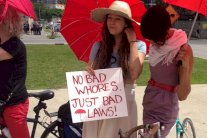 المحكمة العليا الكندية تلغي القيود المفروضة على البغاء