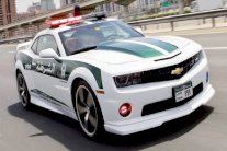 شركات تعرض سياراتها الفارهة للخدمة في شرطة دبي