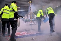 زوج عمة الزعيم الكوري الشمالي اعدم بسبب محاولته السيطرة على صادرات الفحم